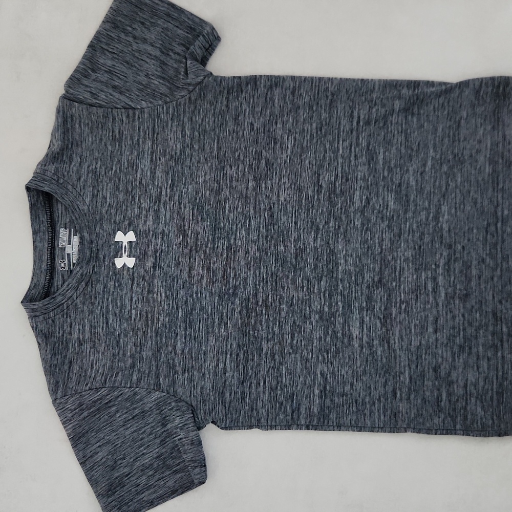 Under Armour Kids Heathered Gray Tee W Logo